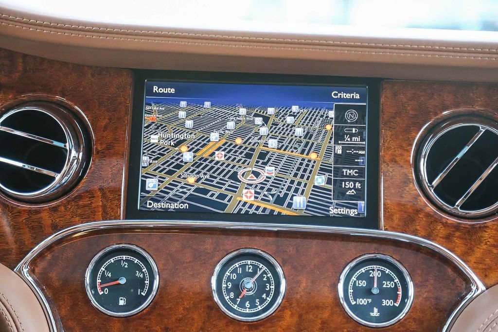 Used 2014 Bentley Mulsanne RWD image 15