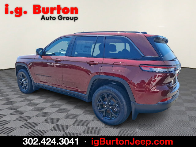 New 2026 Jeep Grand Cherokee Altitude AWD/4WD image 4
