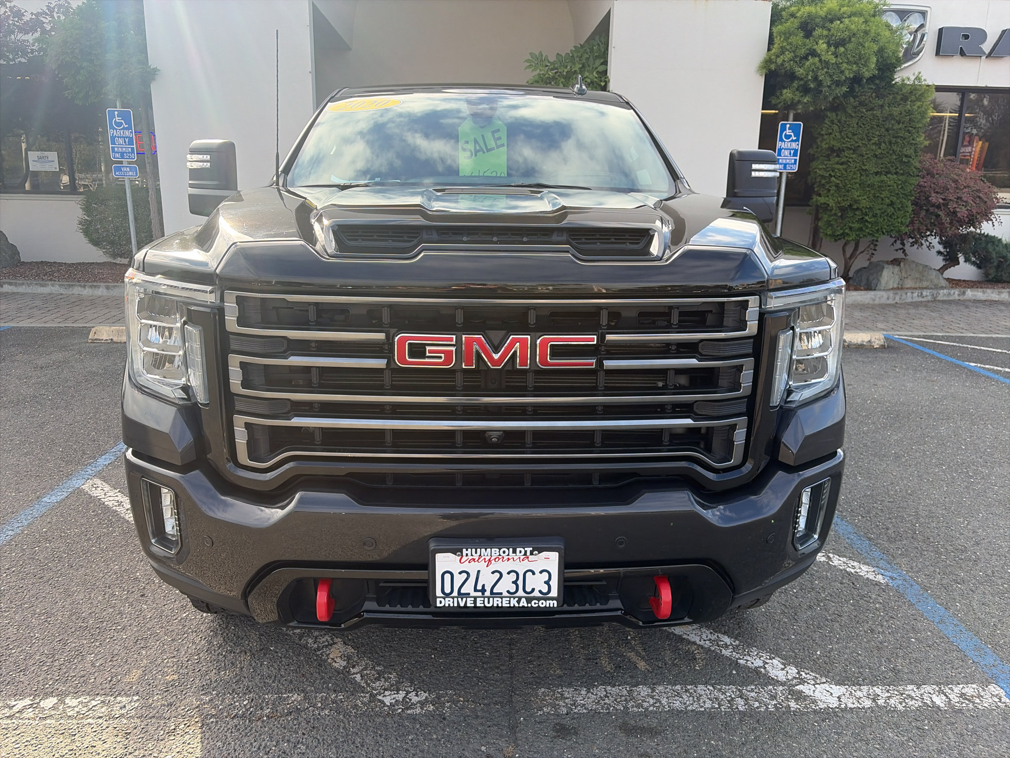 Used 2020 GMC Sierra 2500 AT4 w/ AT4 Premium Package AWD/4WD image 20