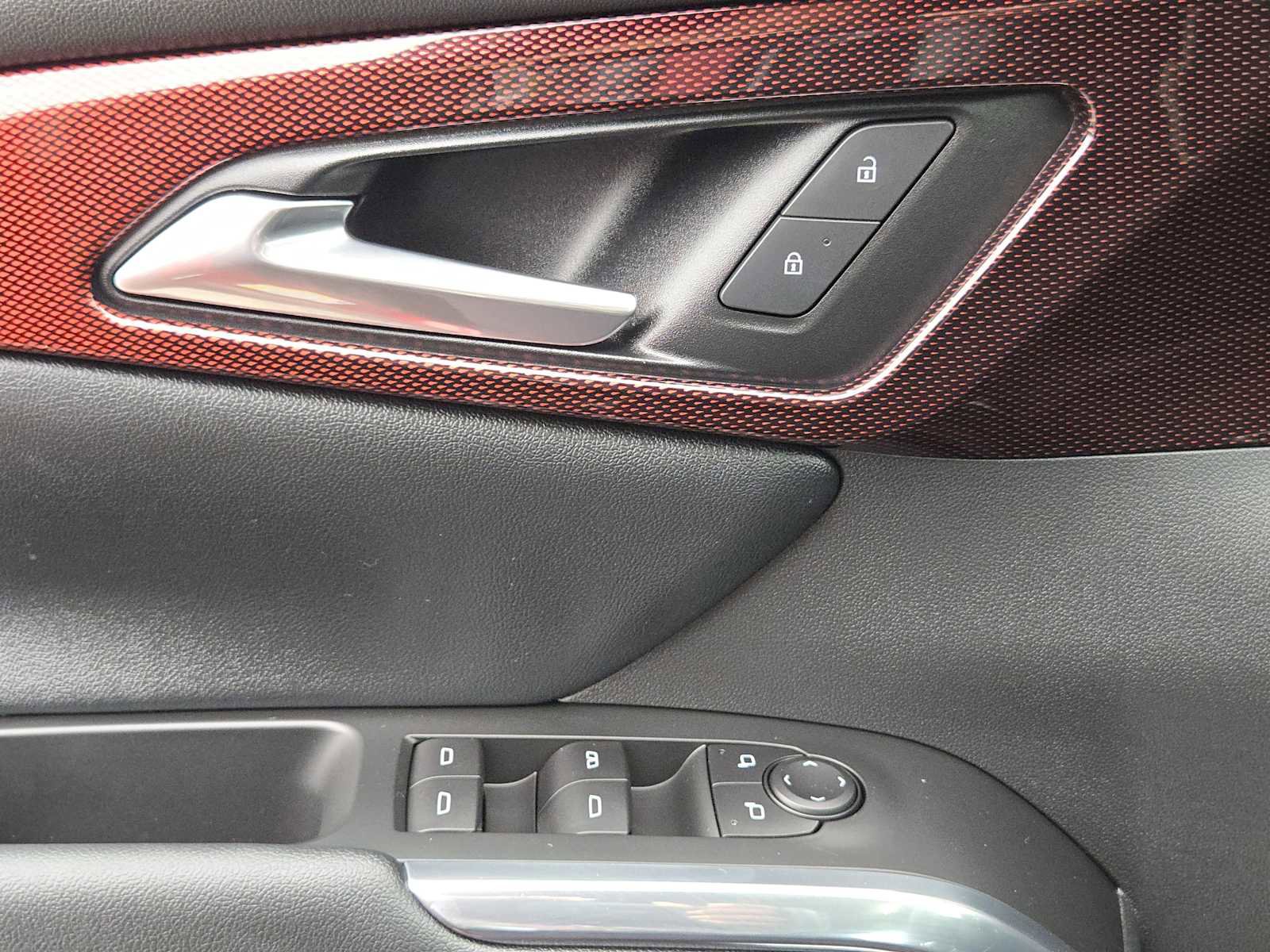 Certified 2025 Chevrolet Traverse Z71 w/ Driver Confidence Package image 21