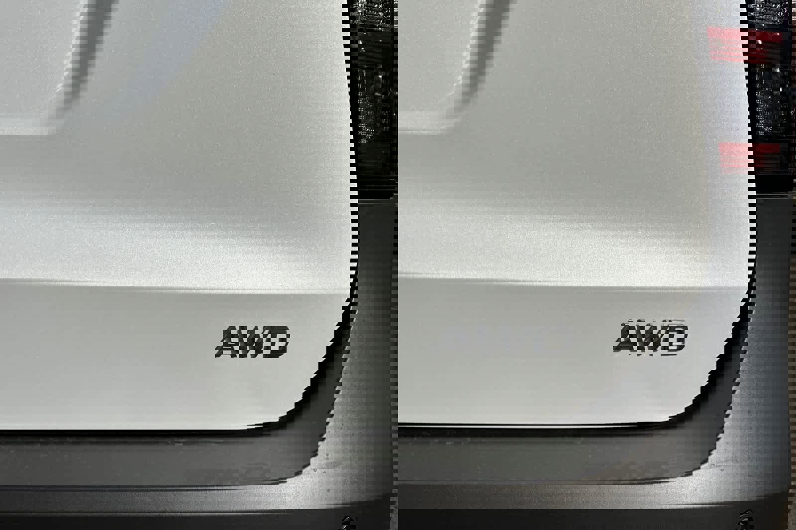 New 2026 Nissan Kicks SV AWD/4WD image 25