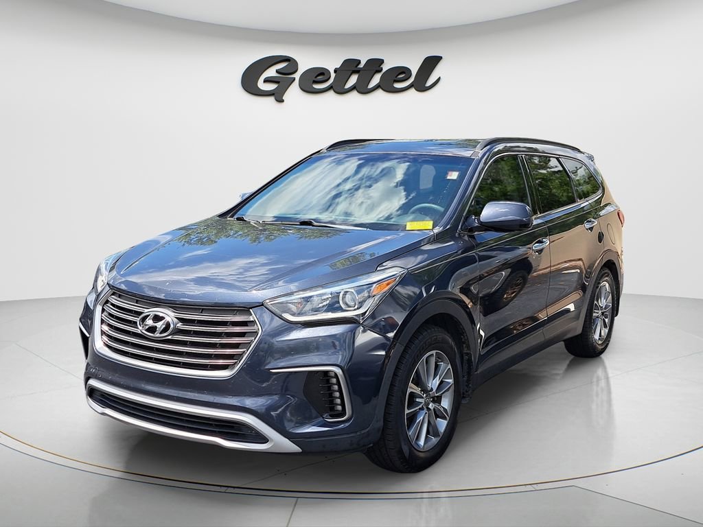 Used 2018 Hyundai Santa Fe SE w/ Cargo Package FWD image 2
