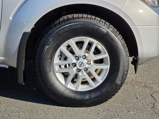 Used 2020 Nissan Frontier SV RWD image 7
