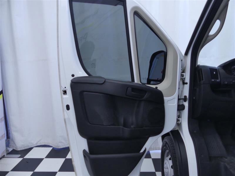 Used 2020 RAM ProMaster 2500 w/ Interior Convenience Group image 21