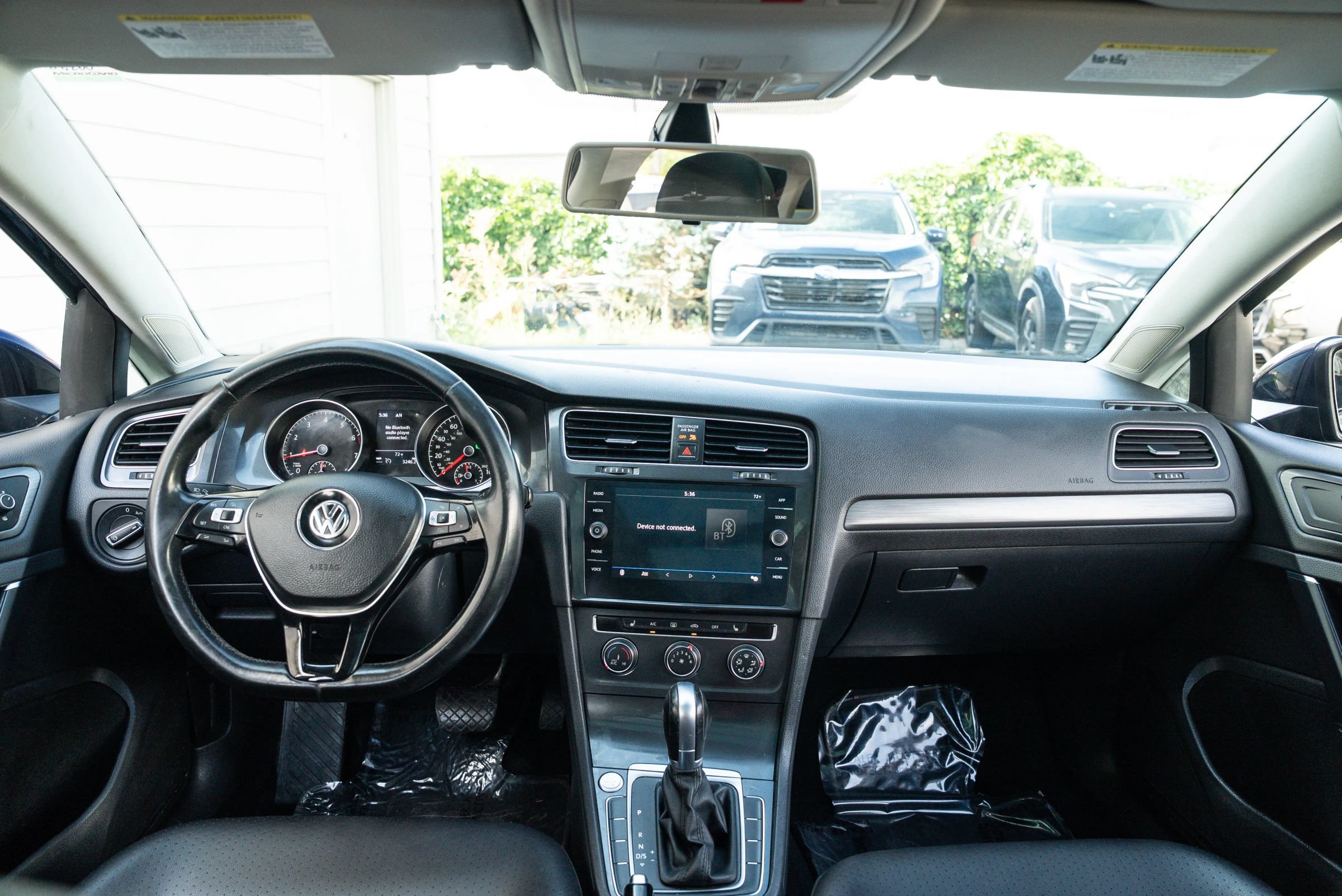 Used 2018 Volkswagen Golf SE FWD image 17