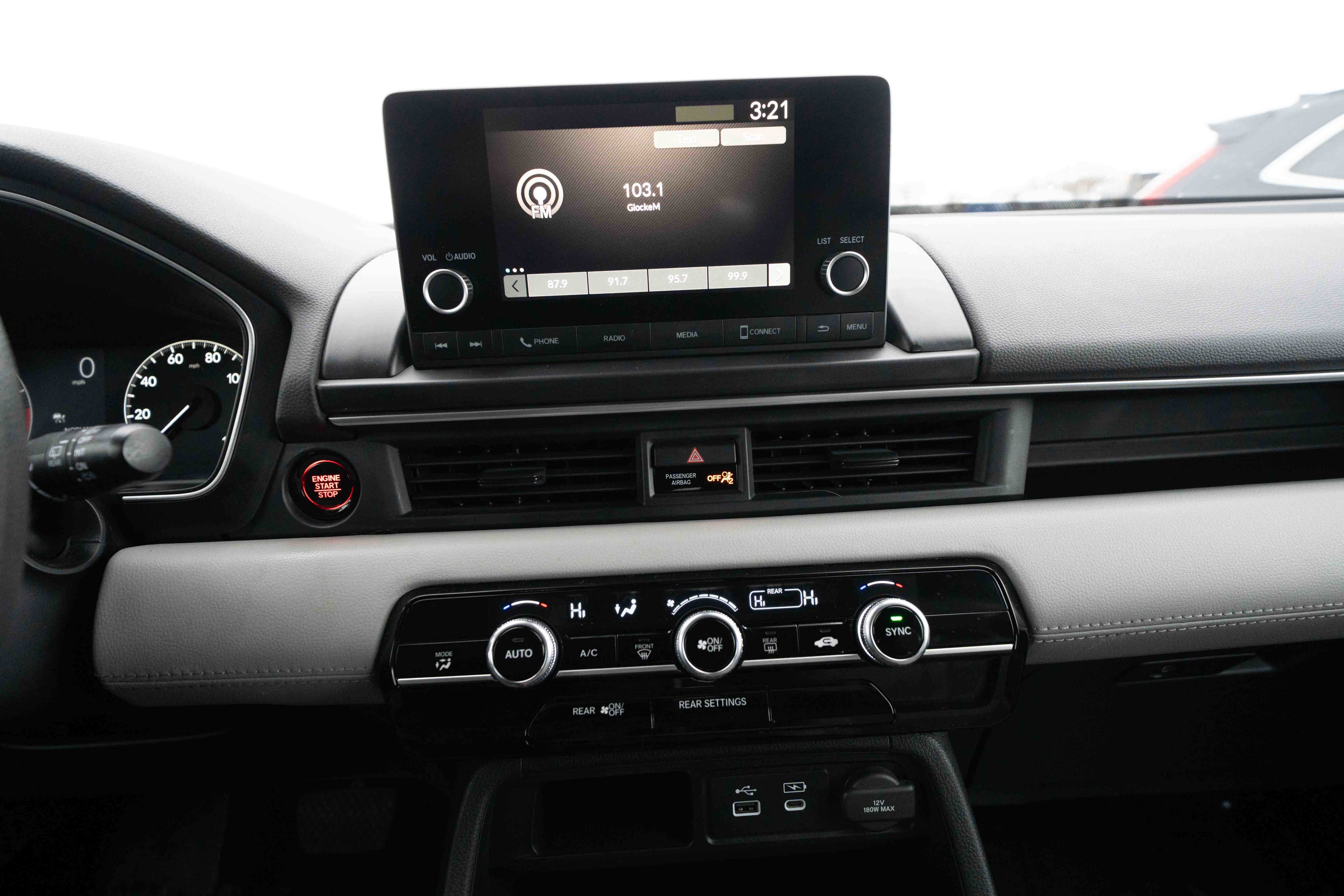 Certified 2023 Honda Pilot LX image 17