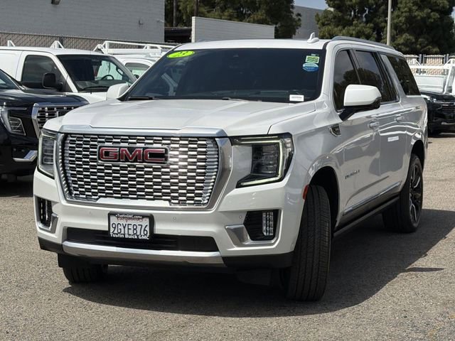 Used 2023 GMC Yukon XL Denali w/ Denali Reserve Package RWD image 8