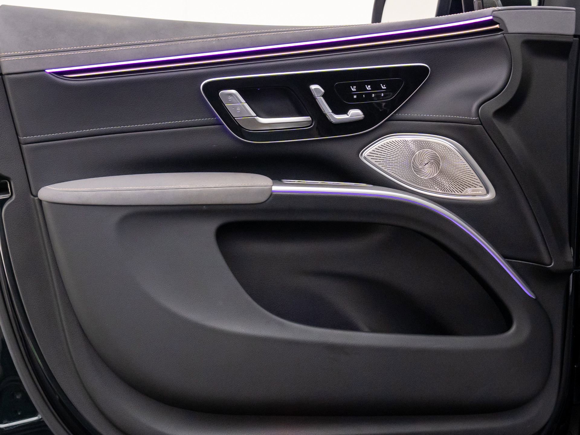 Certified 2023 Mercedes-Benz EQS 580 4MATIC SUV image 14