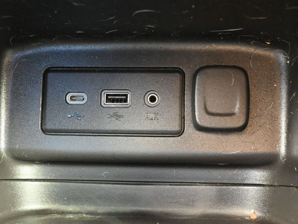 Used 2024 Chevrolet Equinox LT image 24