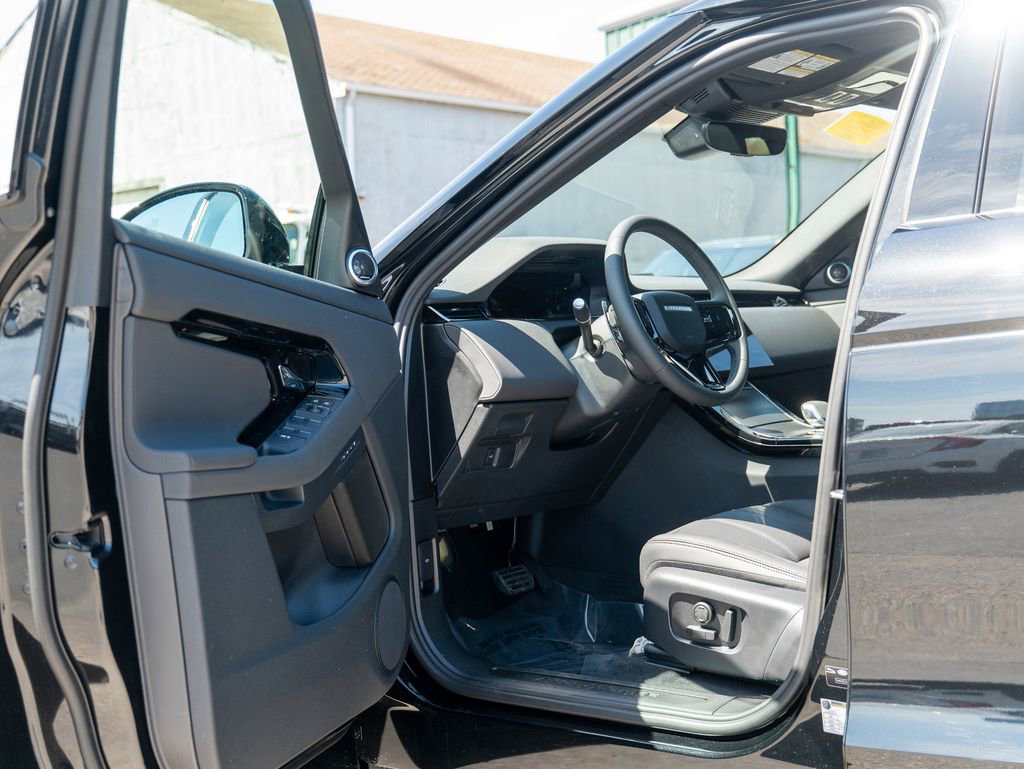 New 2026 Land Rover Range Rover Evoque S image 10