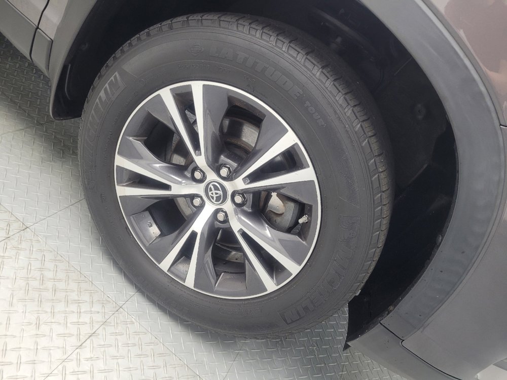 Used 2019 Toyota Highlander Plus image 31