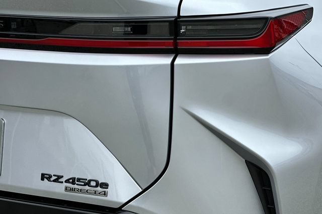 New 2026 Lexus RZ 450e AWD w/ Cold Area Package image 7