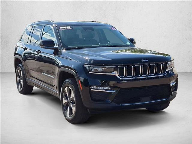 Used 2023 Jeep Grand Cherokee 4WD 4xe image 3