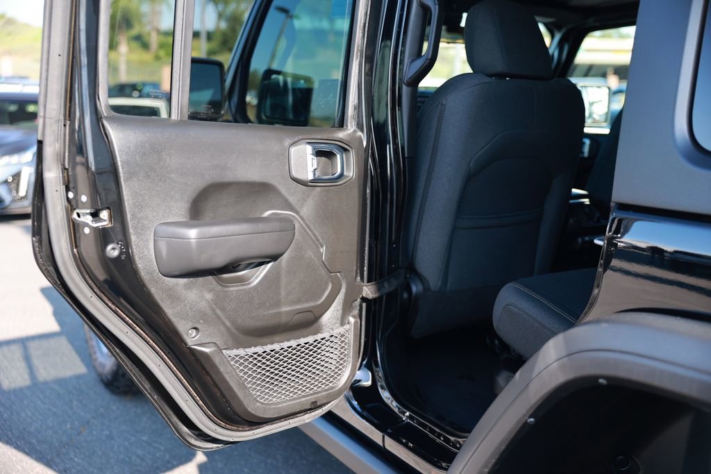 Used 2025 Jeep Wrangler Unlimited Sport S 4xe image 36