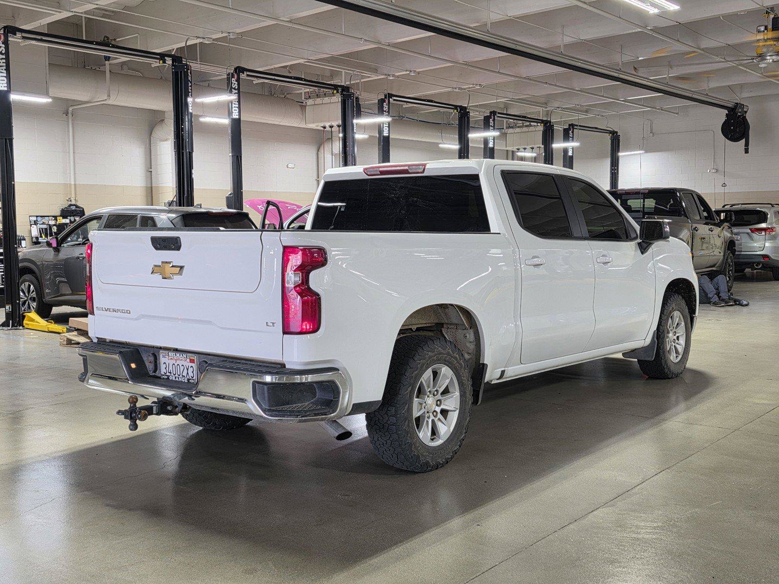 Used 2024 Chevrolet Silverado 1500 LT RWD image 7