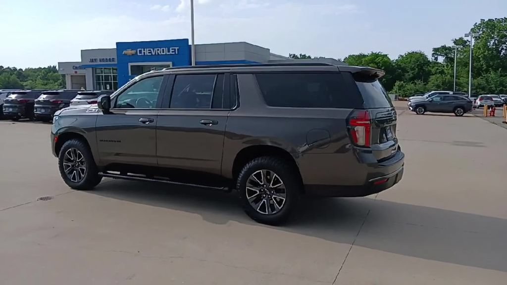 Certified 2021 Chevrolet Suburban Z71 AWD/4WD image 6