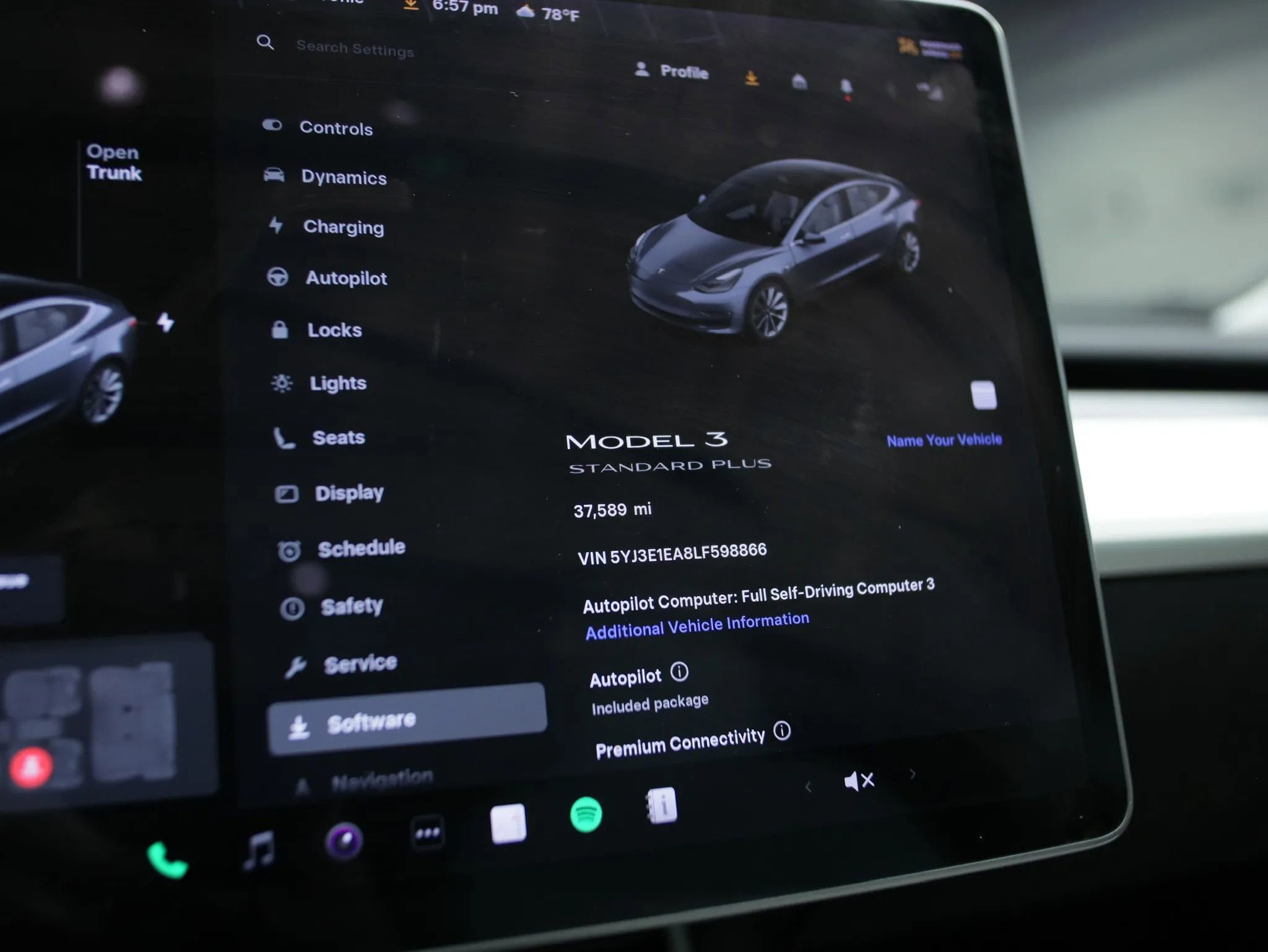 Used 2020 Tesla Model 3 Standard Range RWD image 33