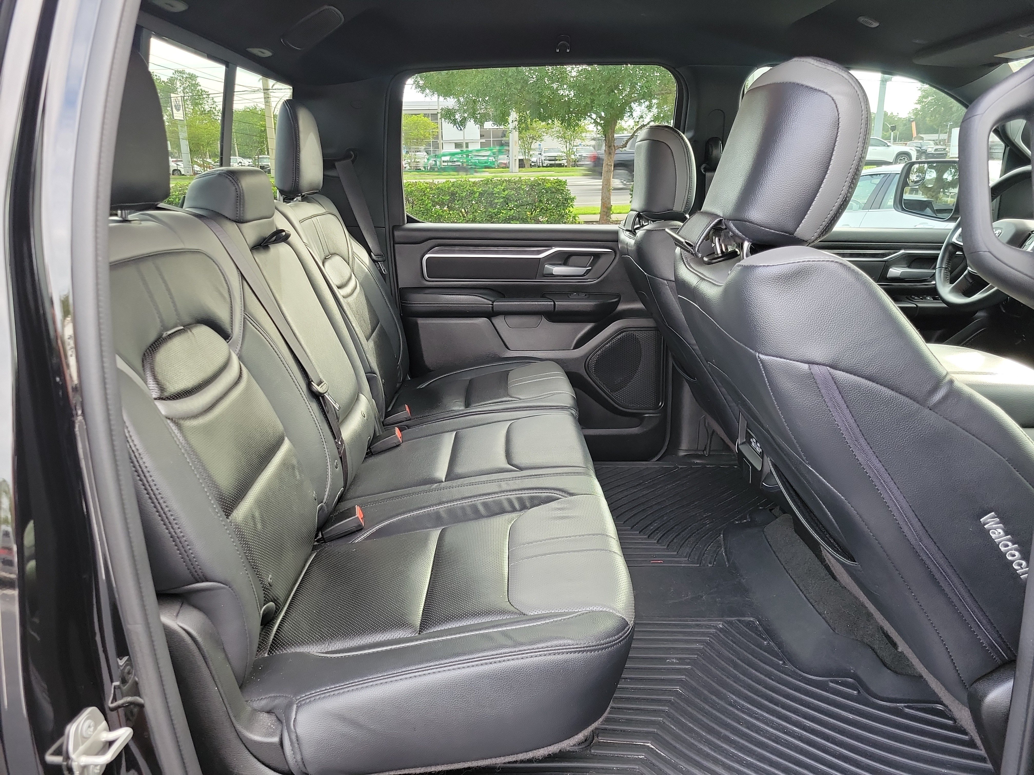 Used 2024 RAM 1500 Big Horn AWD/4WD image 33