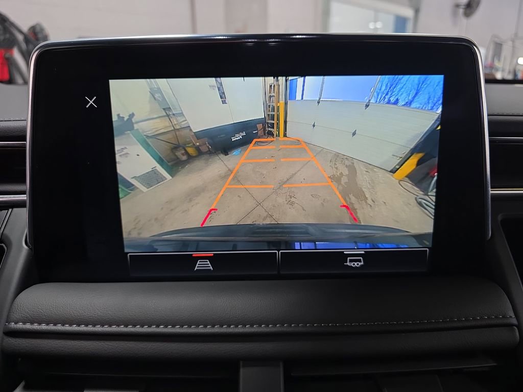 Certified 2024 GMC Yukon XL SLE w/ Gmc Pro Safety Plus Package image 25