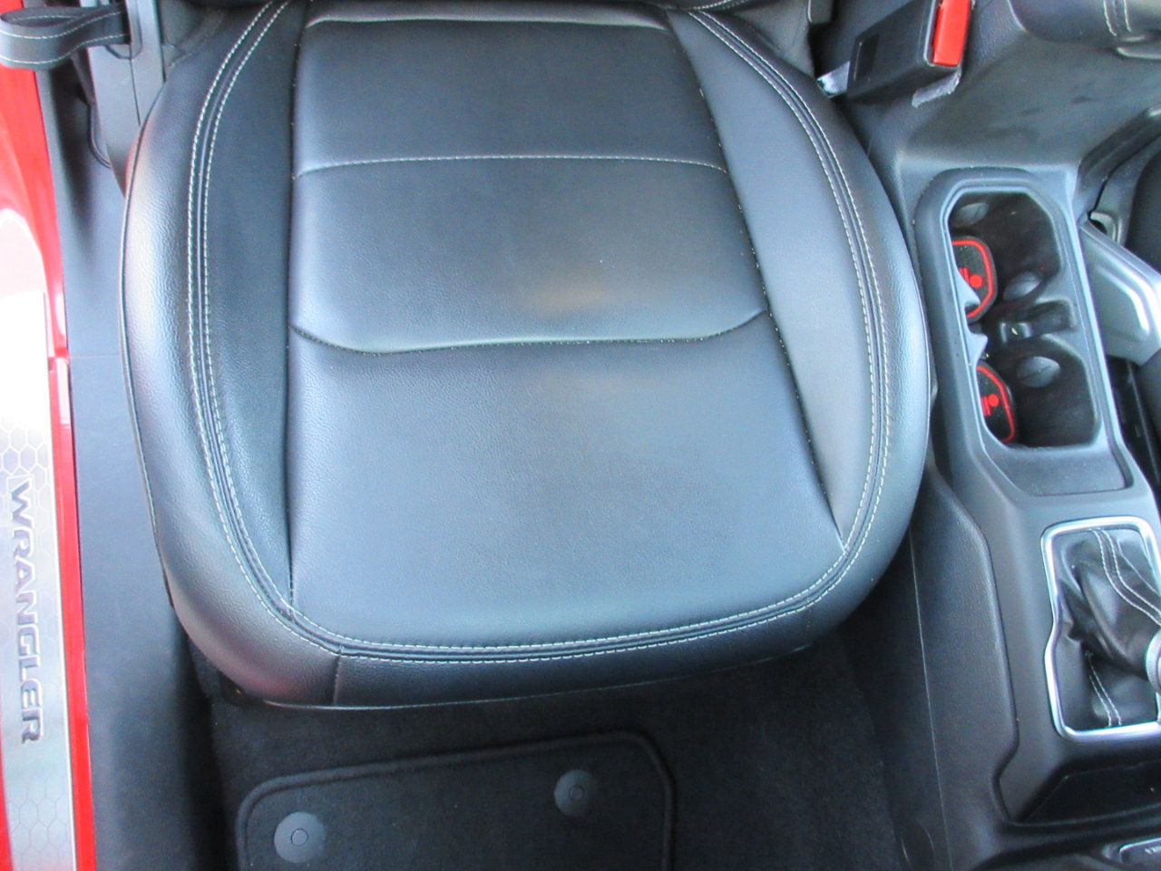 Used 2021 Jeep Wrangler Unlimited Sahara w/ Cold Weather Group image 23