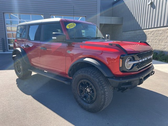 Used 2023 Ford Bronco Wildtrak image 3
