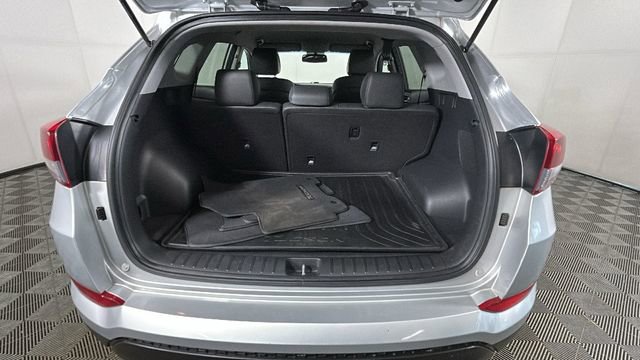Used 2017 Hyundai Tucson SE Plus AWD/4WD image 28