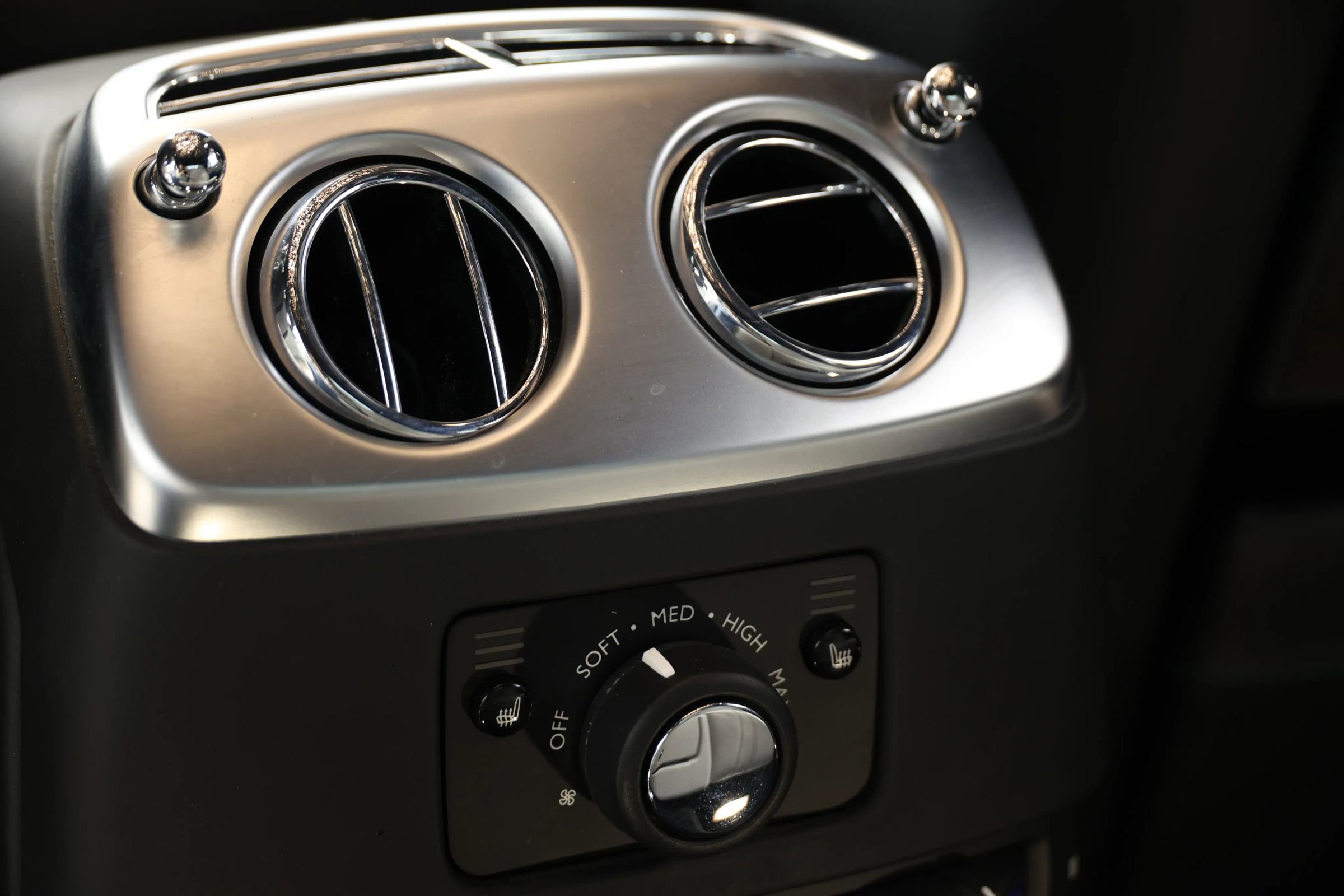 Used 2019 Rolls-Royce Ghost image 76