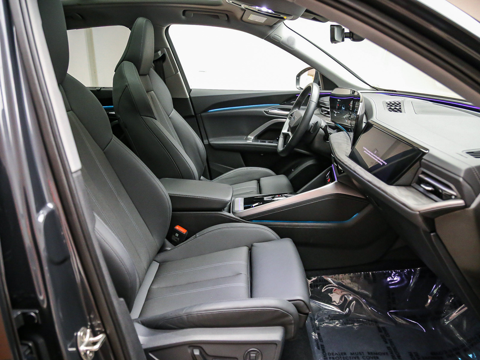 Certified 2025 Audi Q5 Prestige AWD/4WD image 17
