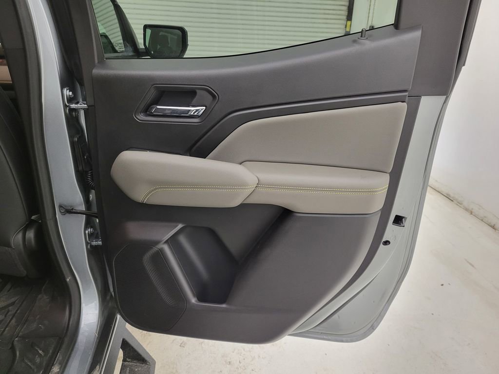 Certified 2025 Chevrolet Colorado ZR2 w/ Technology Package image 39