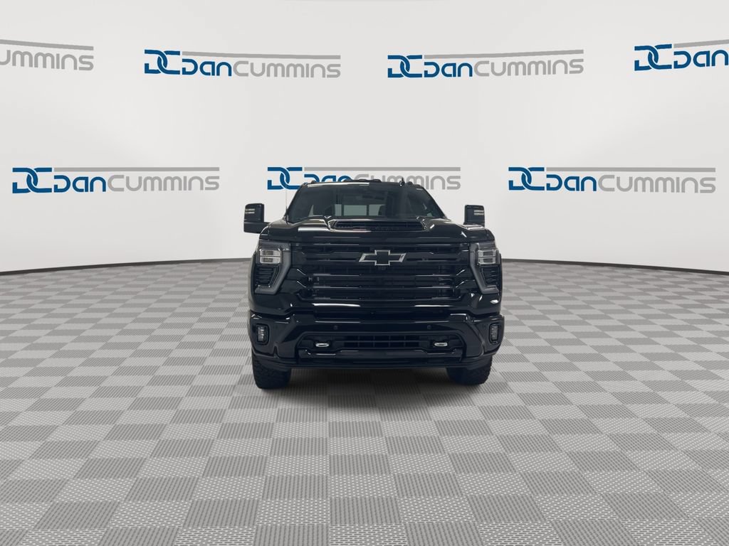 New 2026 Chevrolet Silverado 2500 High Country w/ Midnight Edition AWD/4WD image 3