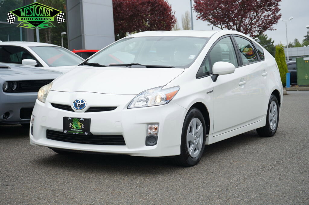 Used 2011 Toyota Prius Four w/ Navigation Pkg FWD image 1