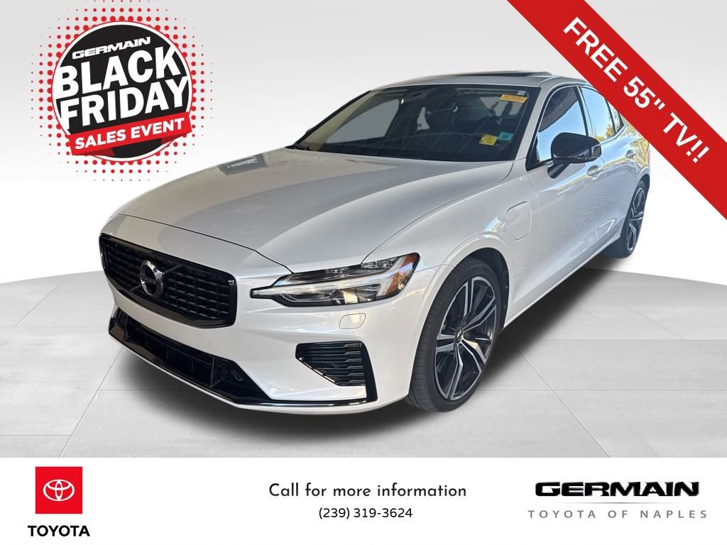 Used 2022 Volvo S60 T8 R-Design Expression