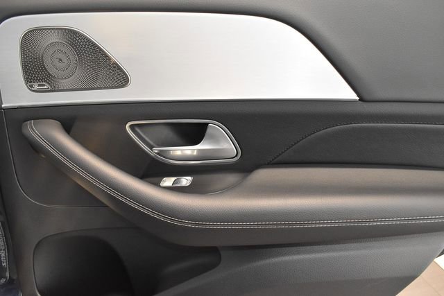Used 2025 Mercedes-Benz GLE 350 4MATIC image 13
