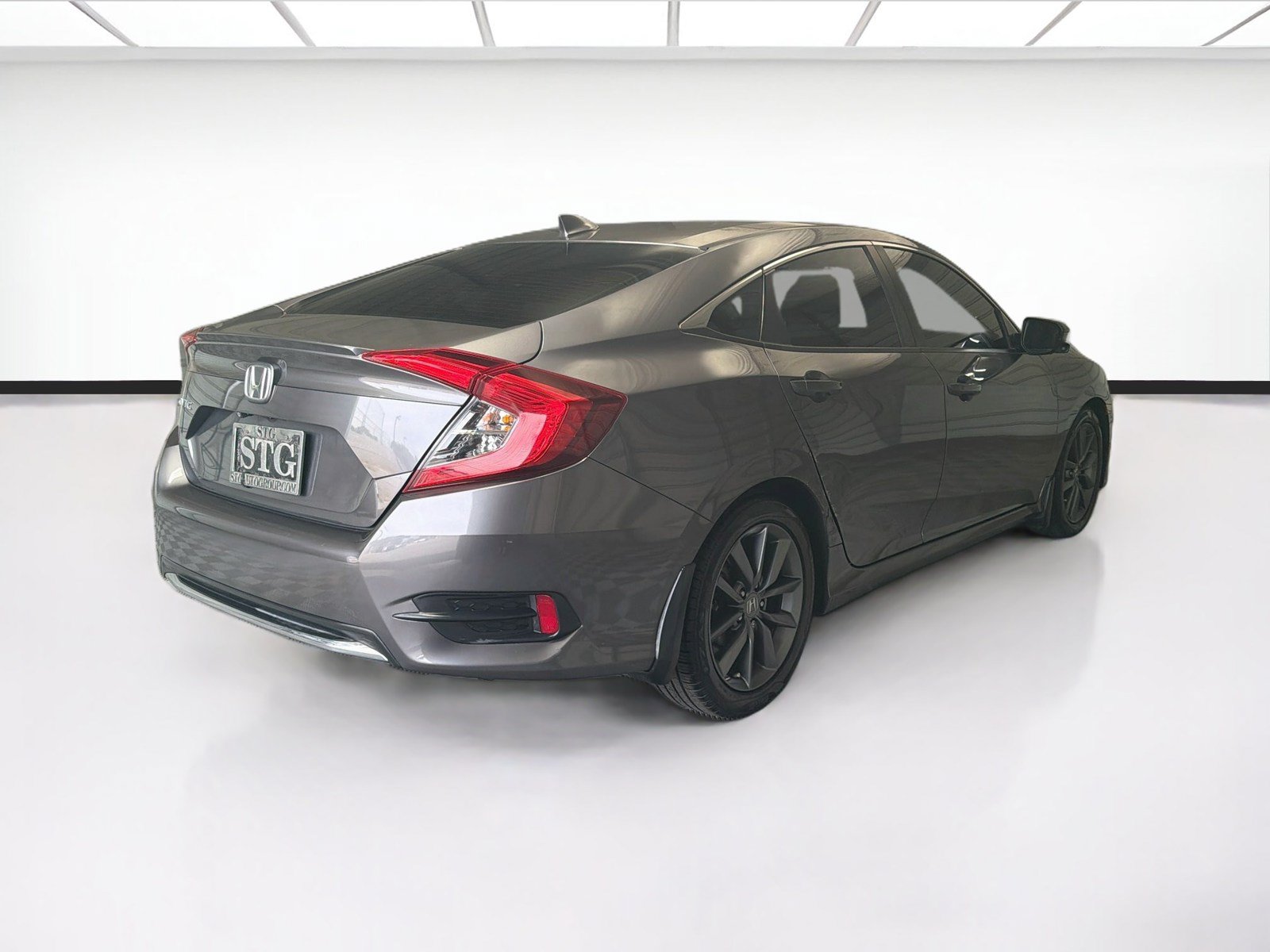 Used 2019 Honda Civic EX image 4