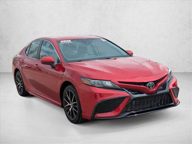 Used 2021 Toyota Camry SE FWD image 3
