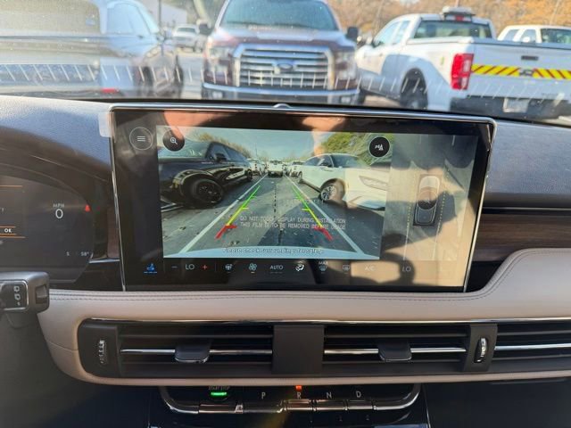 New 2026 Lincoln Corsair Reserve image 16