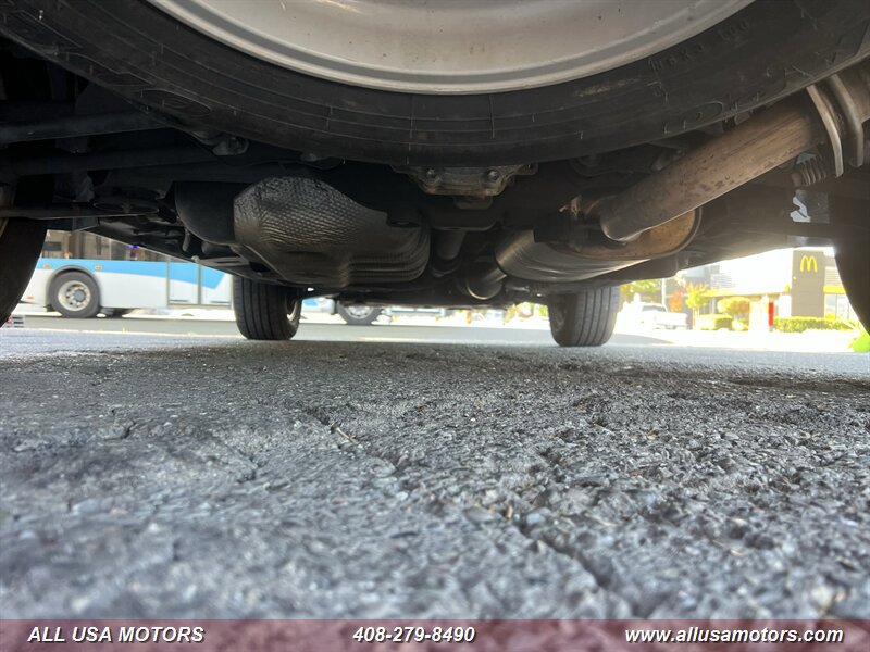 Used 2011 Toyota Highlander 4WD w/ Cold Weather Pkg image 15