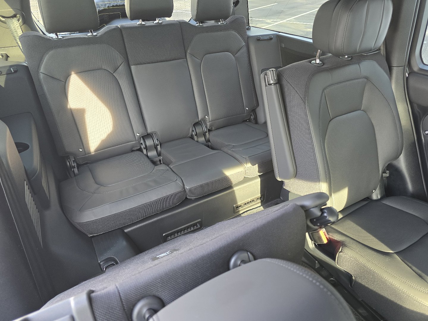 New 2026 Land Rover Defender 130 V8 image 32