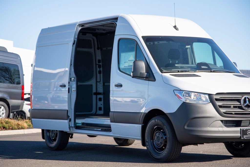New 2026 Mercedes-Benz Sprinter 2500 image 3