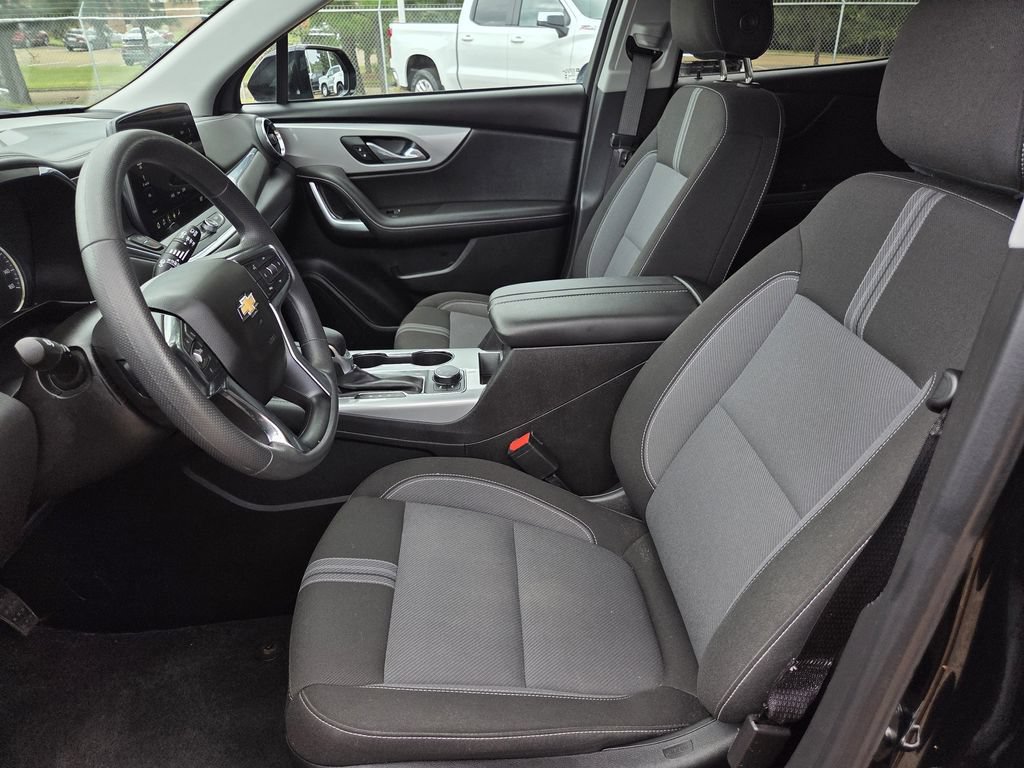 Used 2024 Chevrolet Blazer LT w/ Convenience Package FWD image 15