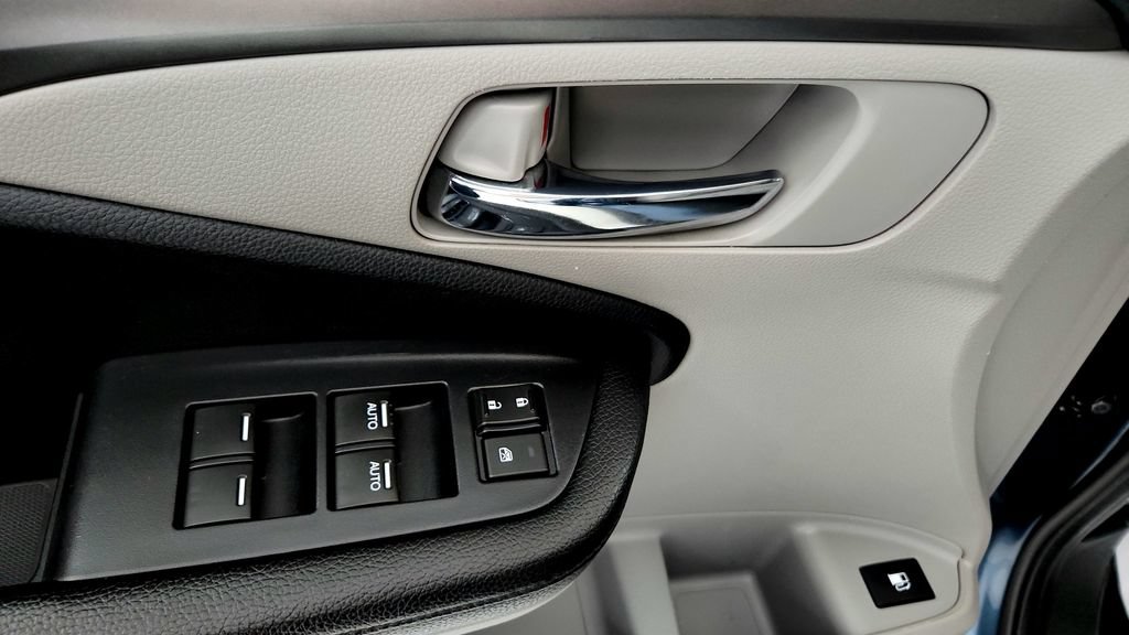 Used 2019 Honda Pilot EX image 24