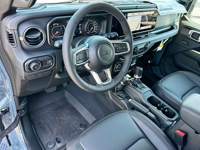New 2026 Jeep Wrangler Unlimited Sahara AWD/4WD image 7