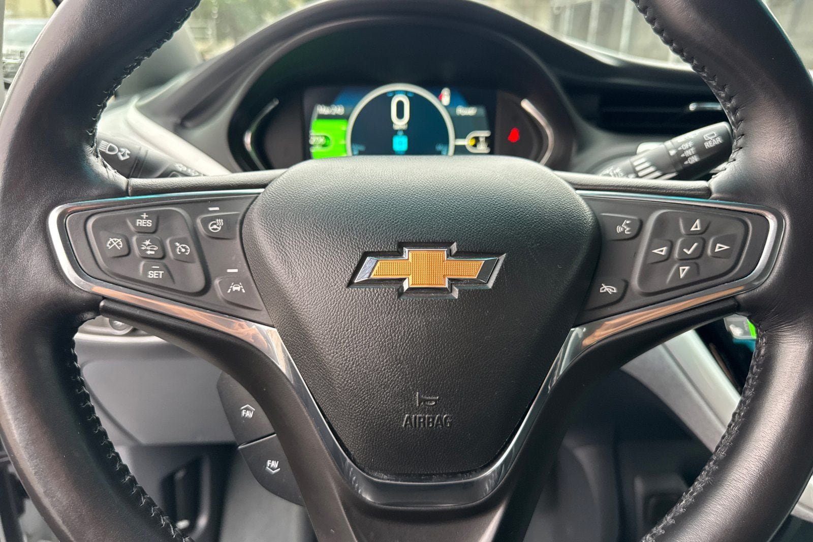 Used 2020 Chevrolet Bolt LT FWD image 29