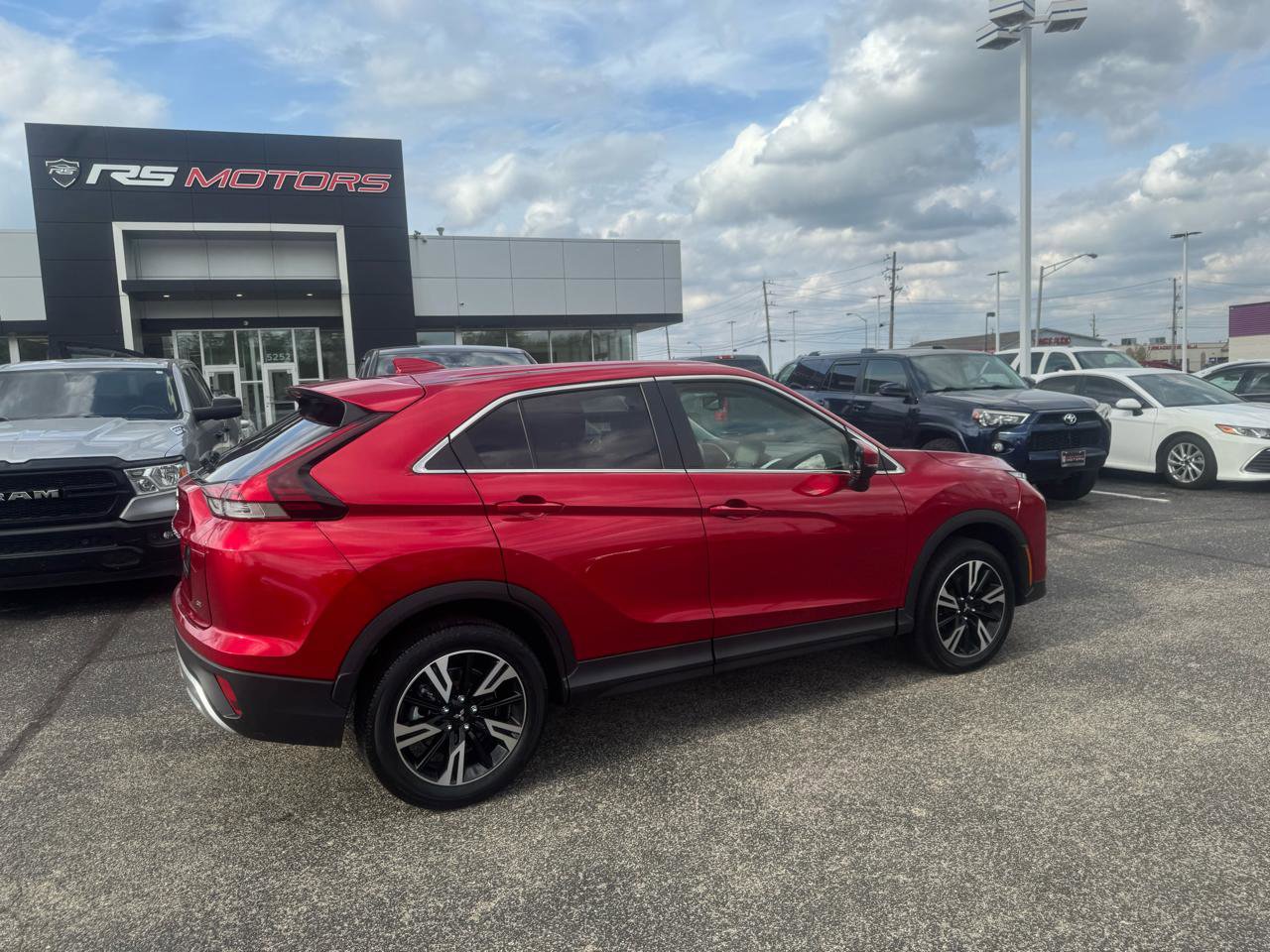 Used 2024 Mitsubishi Eclipse Cross SE image 4