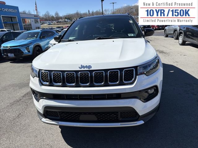 Used 2023 Jeep Compass Limited image 2