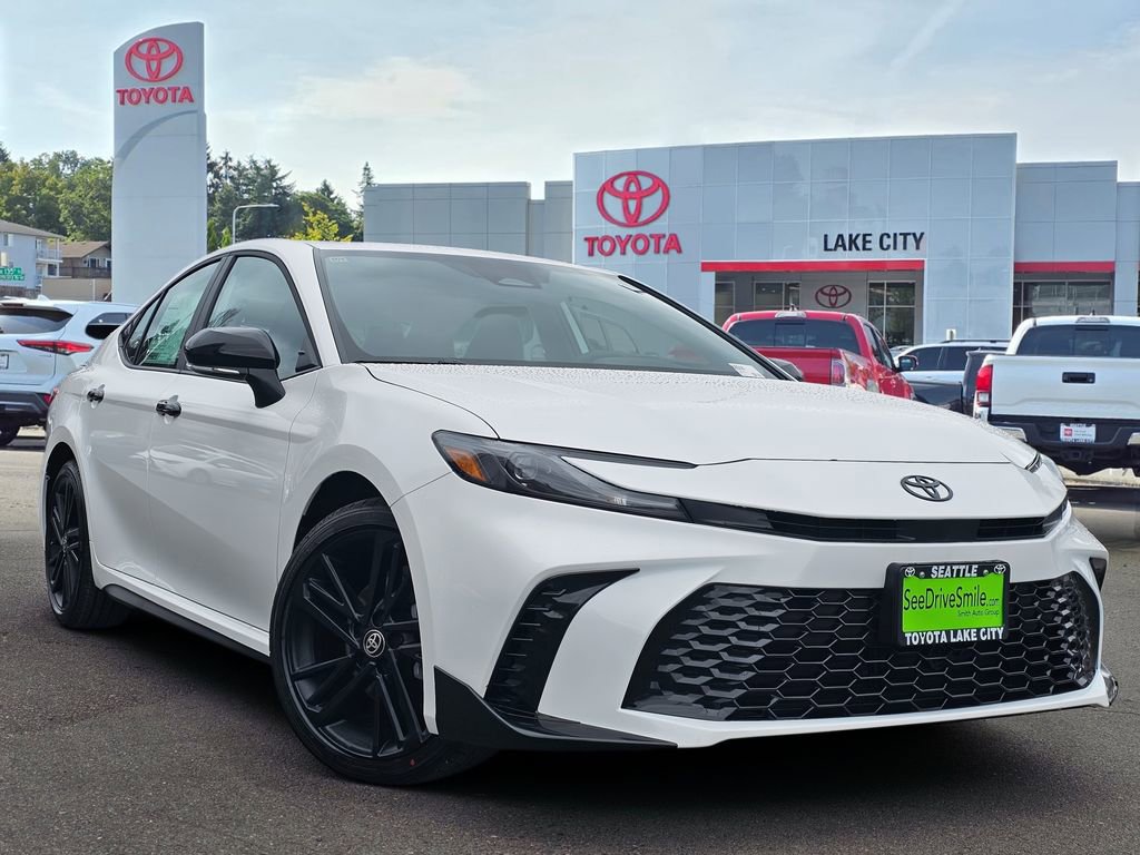 New 2026 Toyota Camry Hybrid image 1