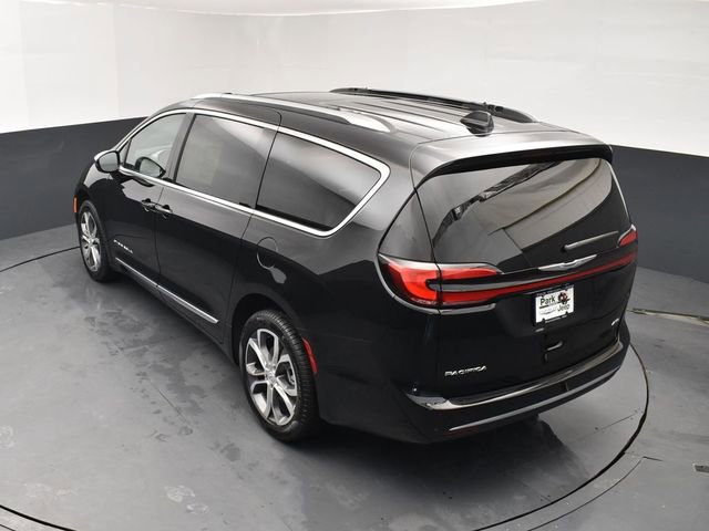 New 2026 Chrysler Pacifica Pinnacle AWD/4WD image 16