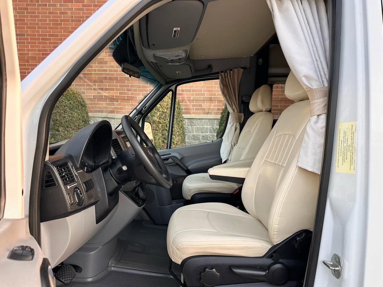 Used 2014 Mercedes-Benz Sprinter 3500 image 16