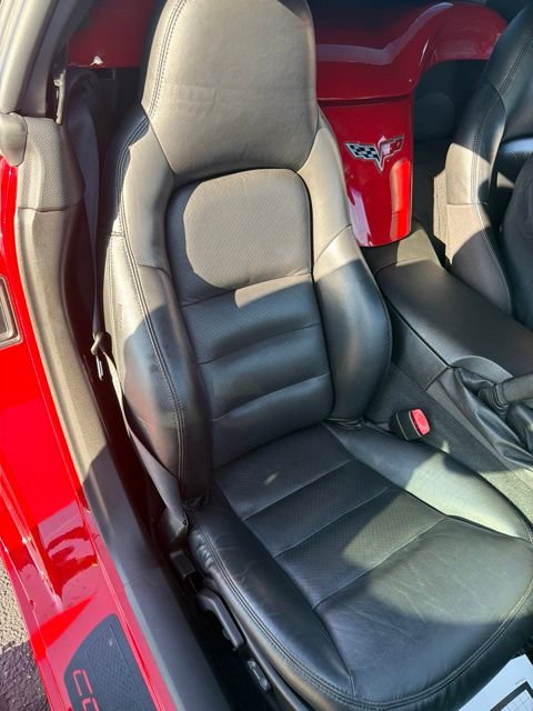 Used 2007 Chevrolet Corvette Convertible w/ Preferred Equipment Group RWD image 17