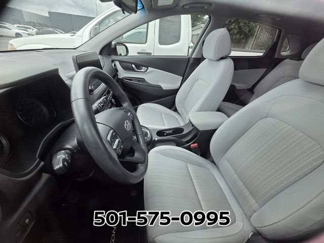 Used 2023 Hyundai Kona SEL w/ Convenience Package FWD image 8